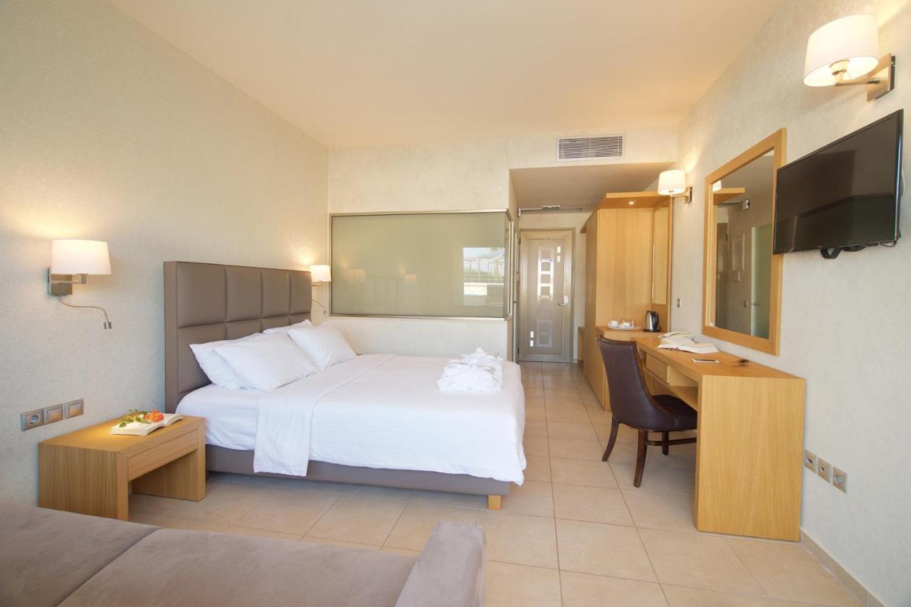 Ionian Emerald Resort Karavomylos Oda fotoğraf